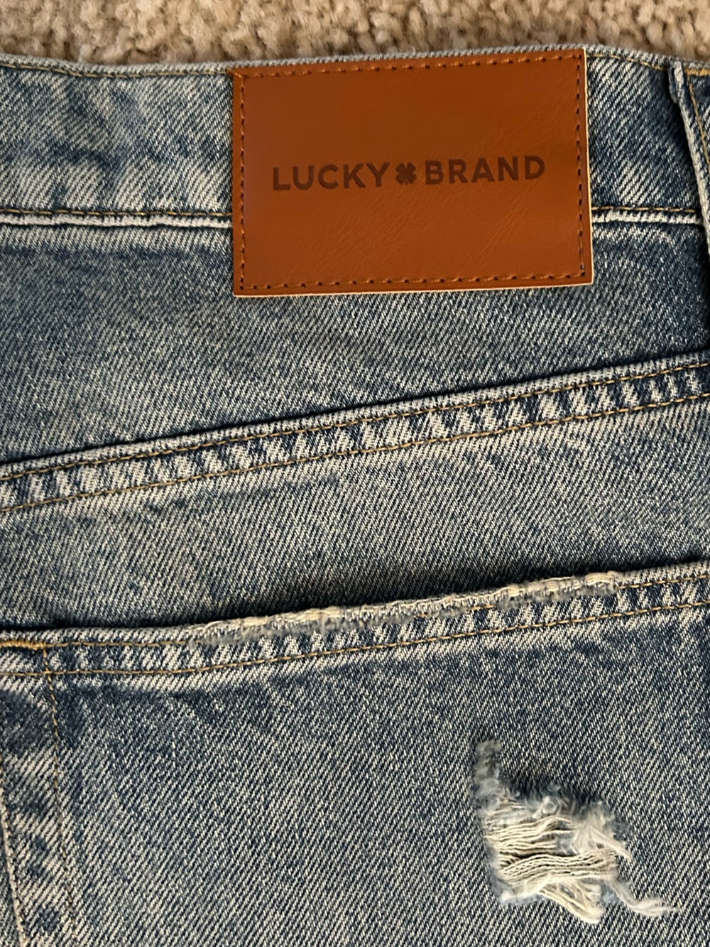 🌀Lucky Brand NWT Distressed Denim Shorts - Blue - Picture 11 of 12